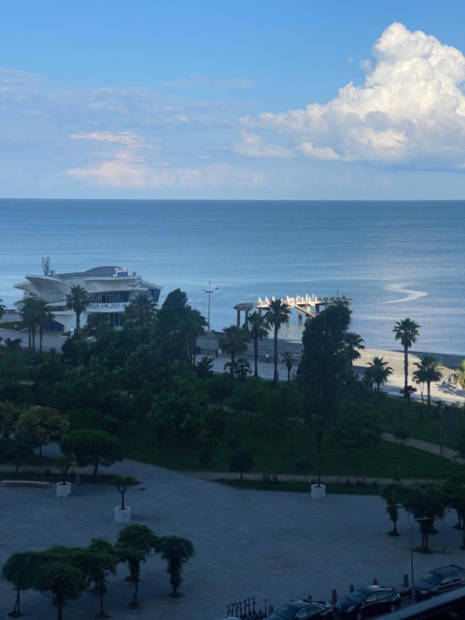 Apartment Batumi Weekend Exterior foto
